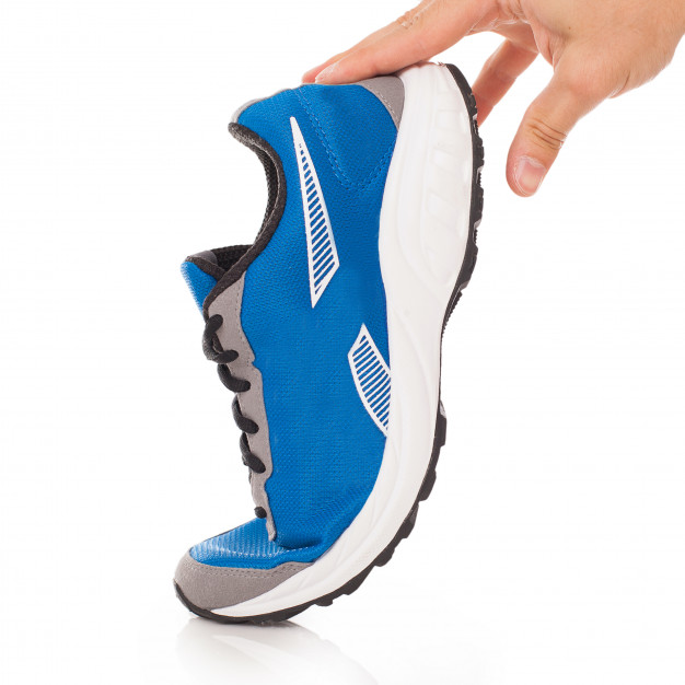   Common shoe material problems and treatment methods in shoemaking process