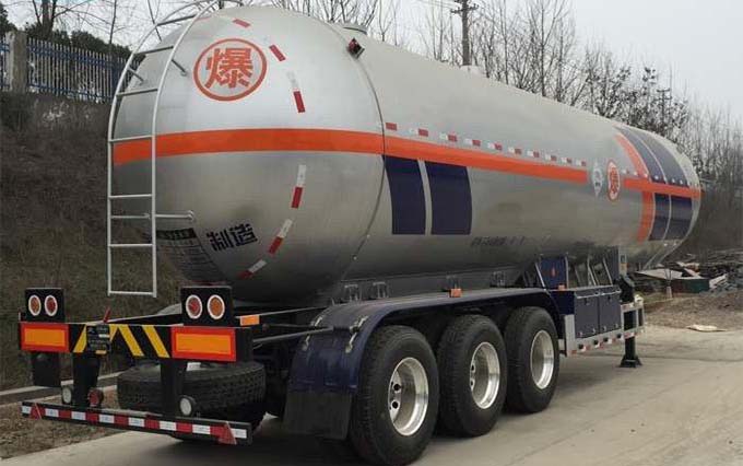 LPG tank trailer 