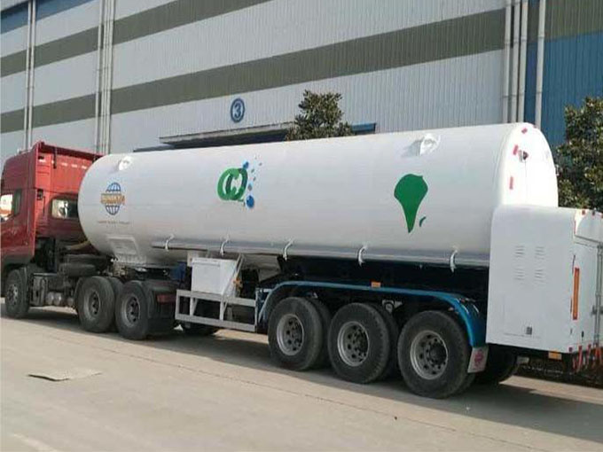 camion-citerne de GNL de grande capacité