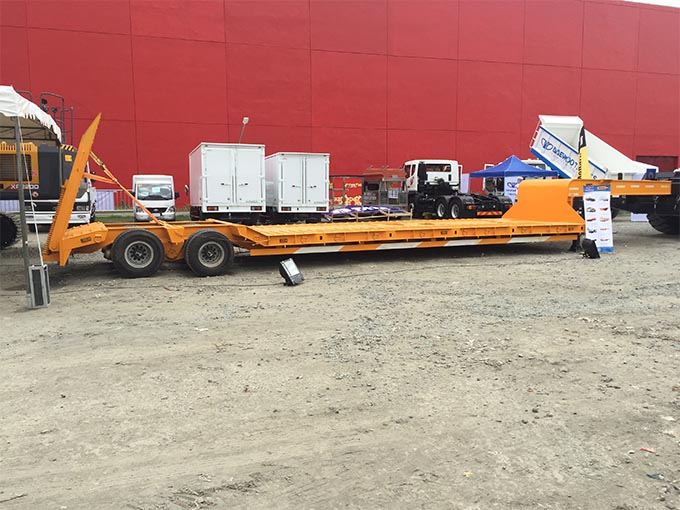 one line two axles low bed trailer 
