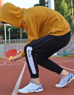 羽毛球鞋.jpg
