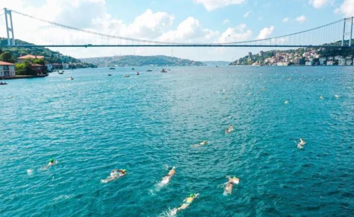 The 32nd Bosphorus Intercontinental Swimming Competition (5).jpg