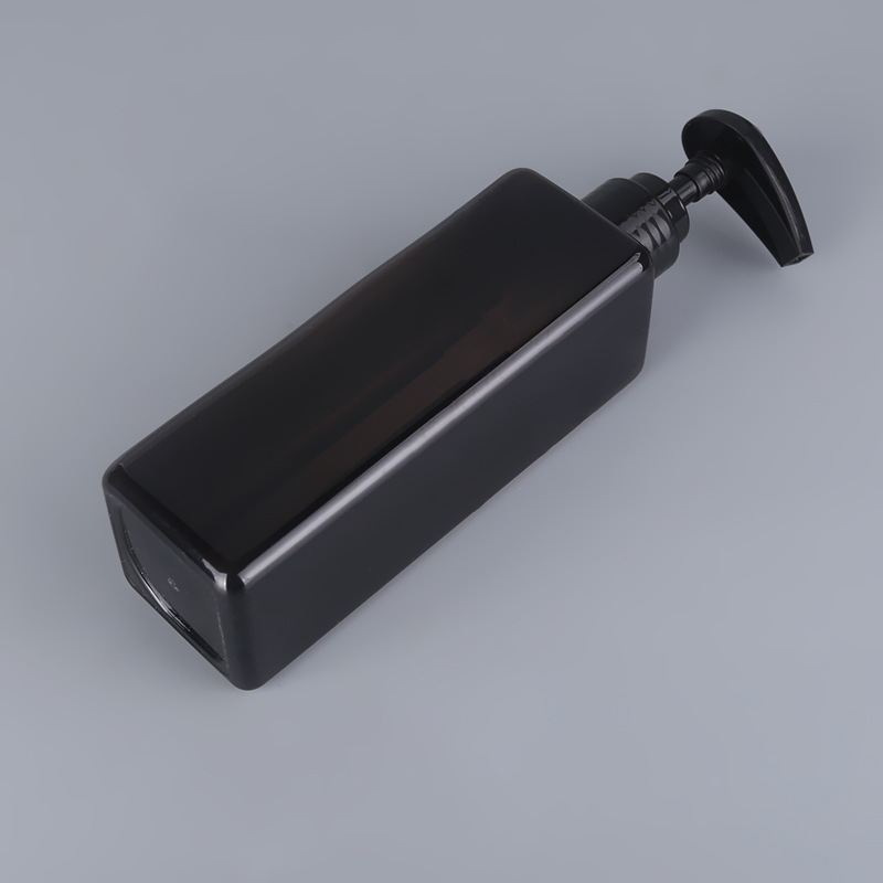 250ml Square PET bottle with lotion pump for shampoo & conditioner.jpg