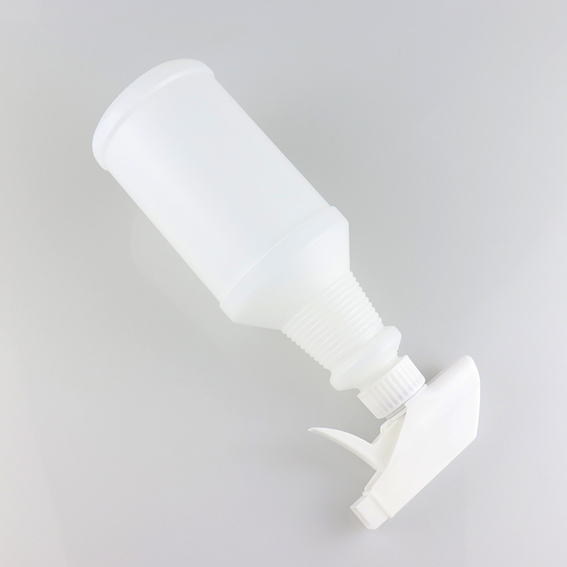 500ml HDPE bottle with trigger sprayer for houldhould cleaning and car care products.jpg