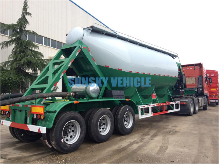 bulk cement tank trailer.JPG 