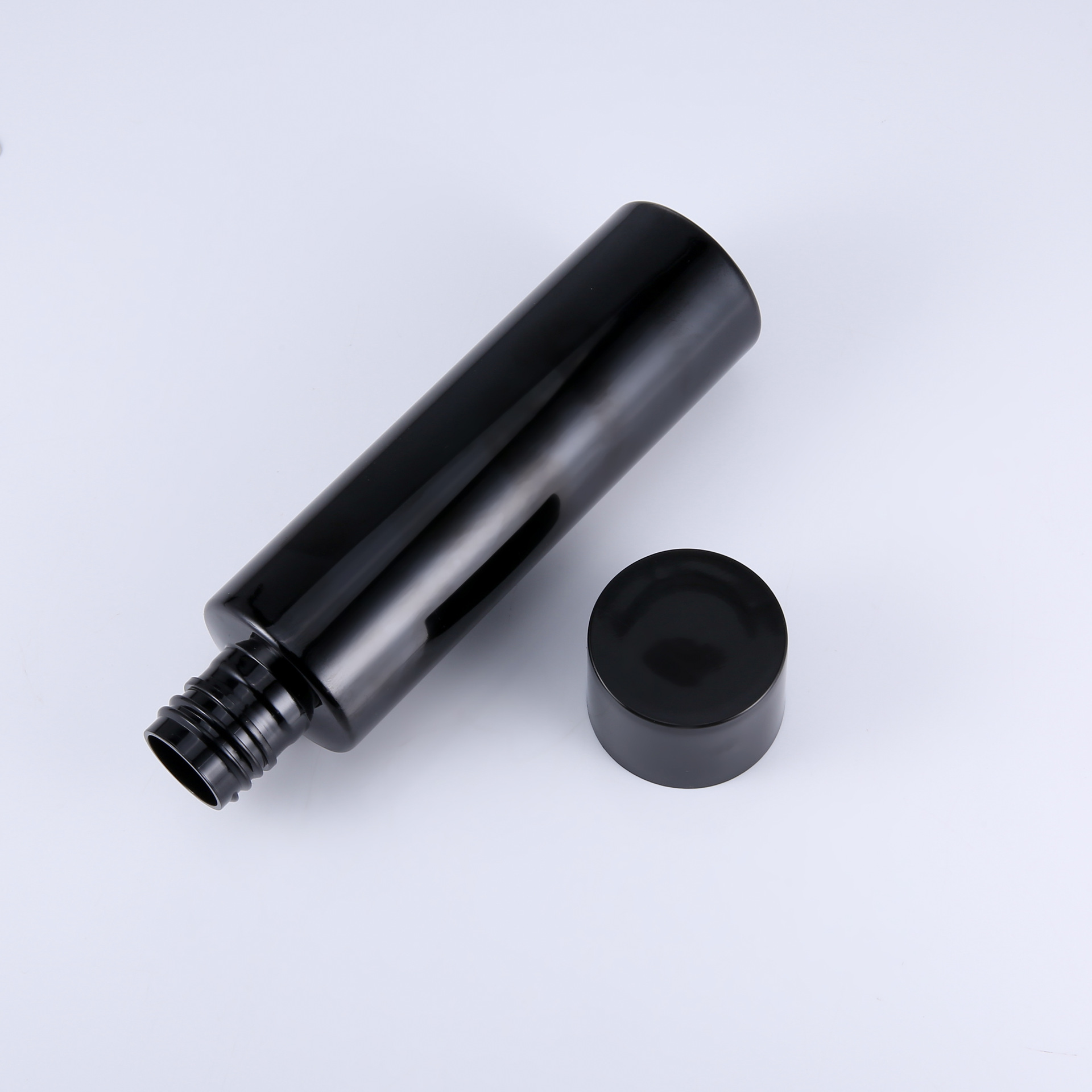 200ml Cylinder bottle with flush scew cap.jpg
