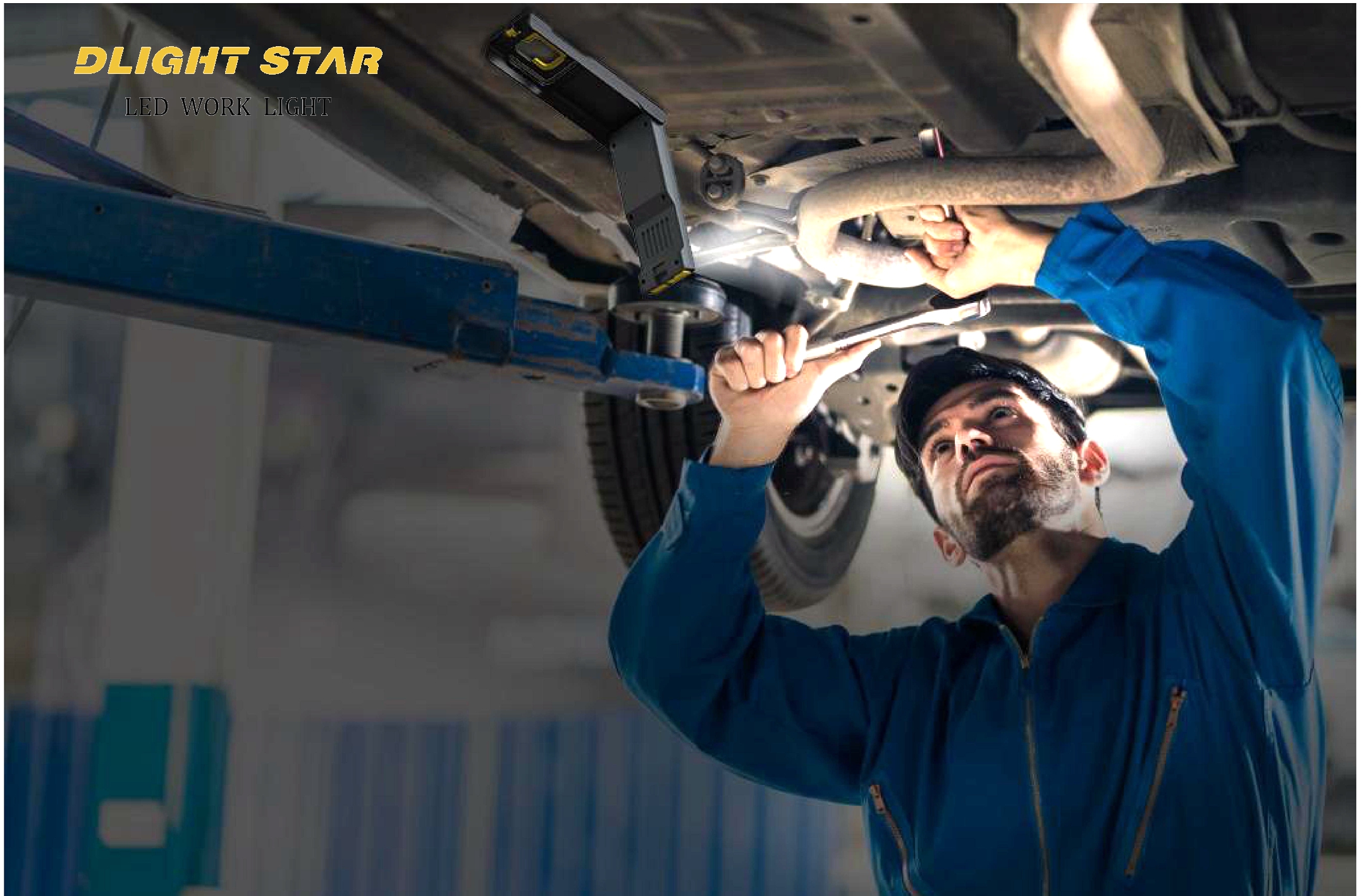 foldable palm work light (2).jpg