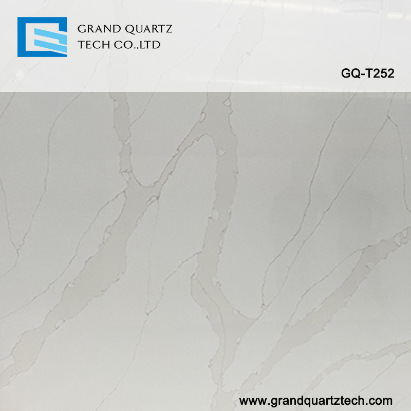 GQ-T252-quartz-detail.jpg