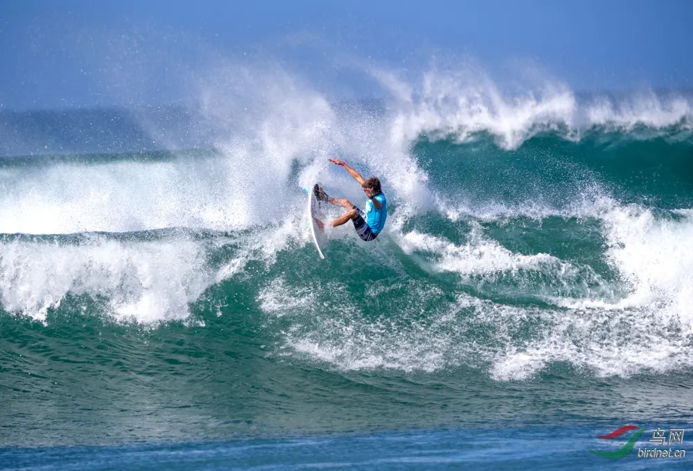 The World Surfing Games, the Chinese surfing team has entered the top 20-3.webp
