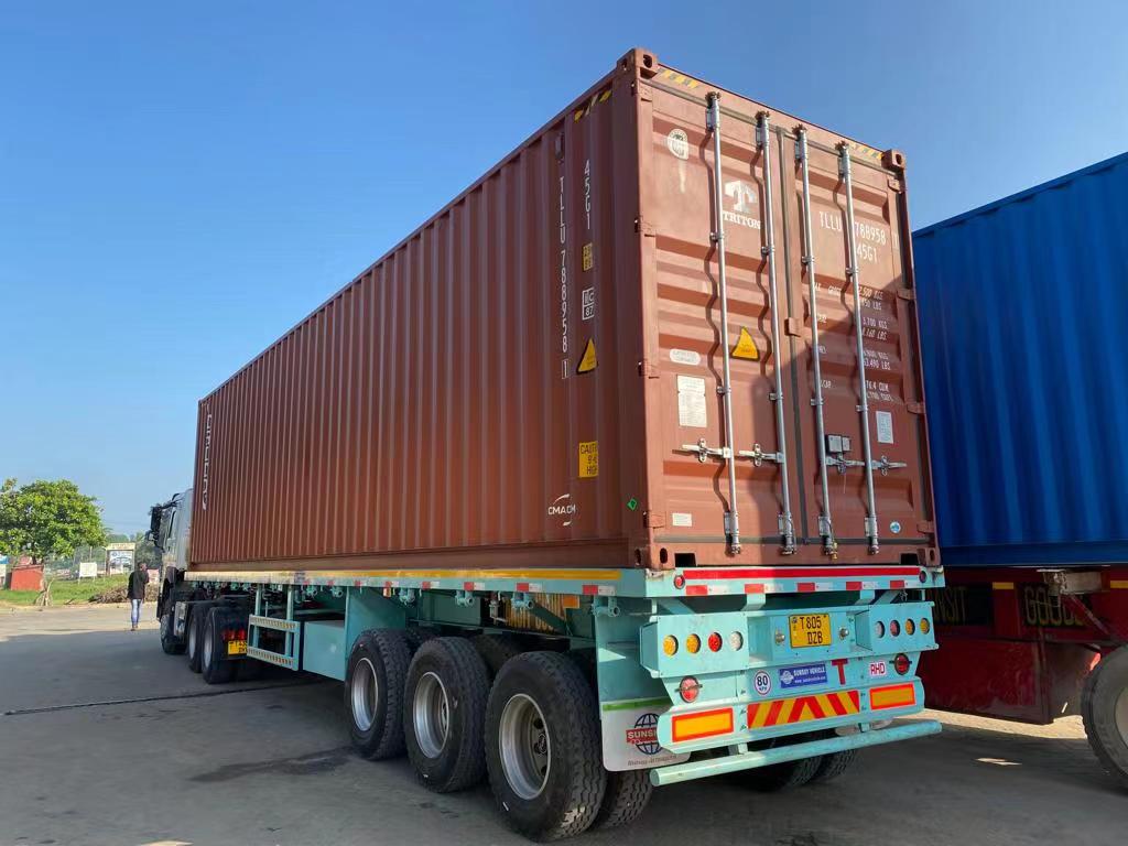 How to Secure a Container on Flatbed Trailer 