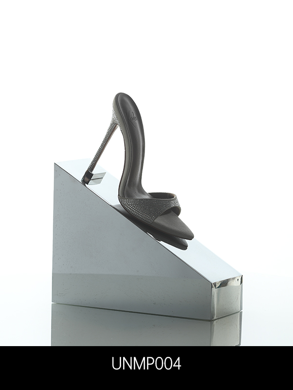 Metal stand-UNMP004-1-Unique Visual Merchandise.jpg