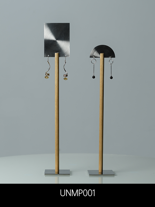 Metal stand-UNMP001-1-Unique Visual Merchandise.jpg