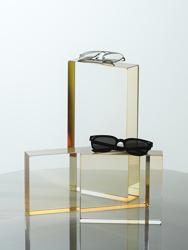 Acrylic Props-UNAP002-1-Unique Visual Merchandise.jpg