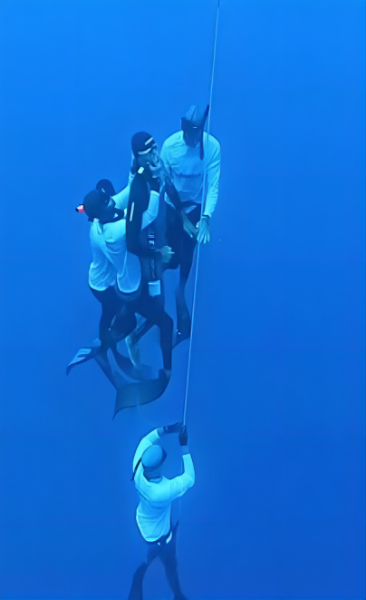 221202-Diver-loses-consciousness-while-attempting-to-break-deep-diving-world-record(1).png