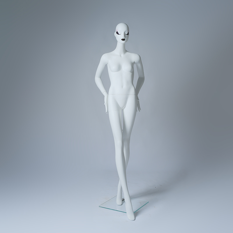 Mannequins-Series 1 UNMF001-03-Unique Visual Merchandise.jpg