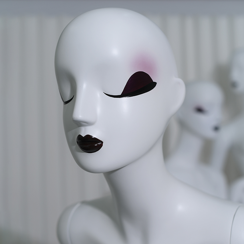 Mannequins-Series 1 UNMF002-03-Unique Visual Merchandise.jpg