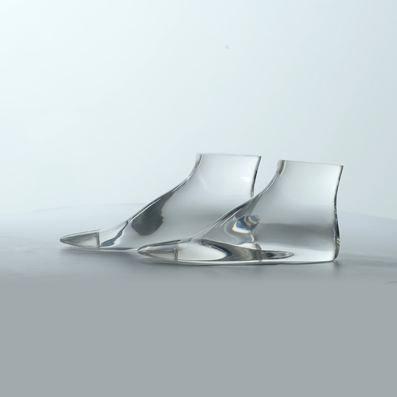Acrylic Props Shoe UNSF005-2-Unique Visual Merchandise.jpg