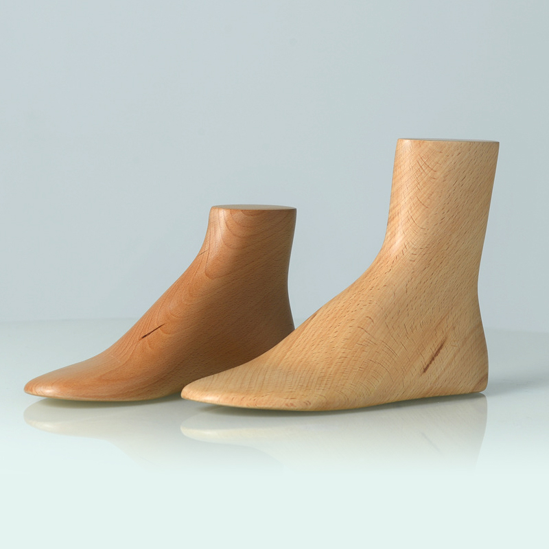 Acrylic Props Shoe UNSF008-2-Unique Visual Merchandise.jpg