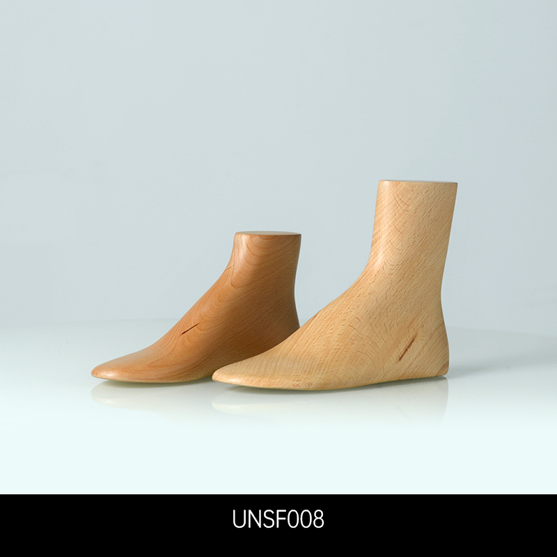 Acrylic Props Shoe UNSF008-1-Unique Visual Merchandise.jpg