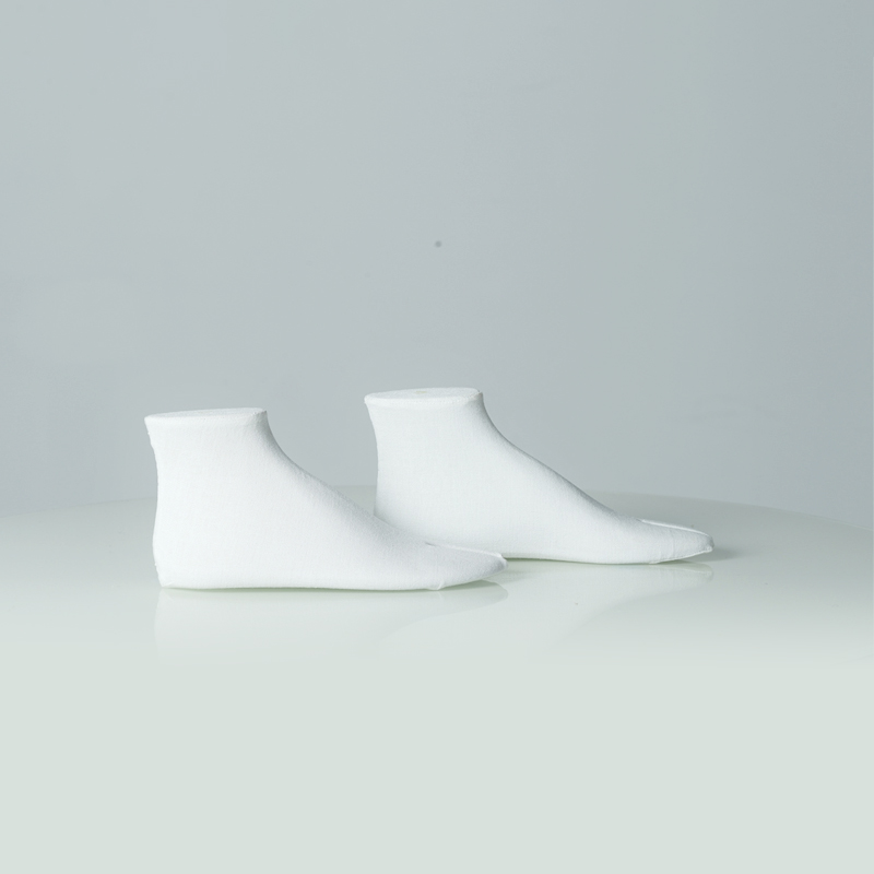 Acrylic Props Shoe UNSF012-2-Unique Visual Merchandise.jpg