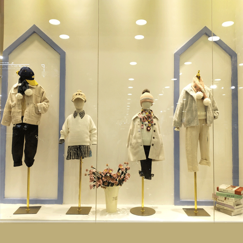 MannequinsTorso & Bust-UNMF-K003-3-Unique Visual Merchandise.jpg