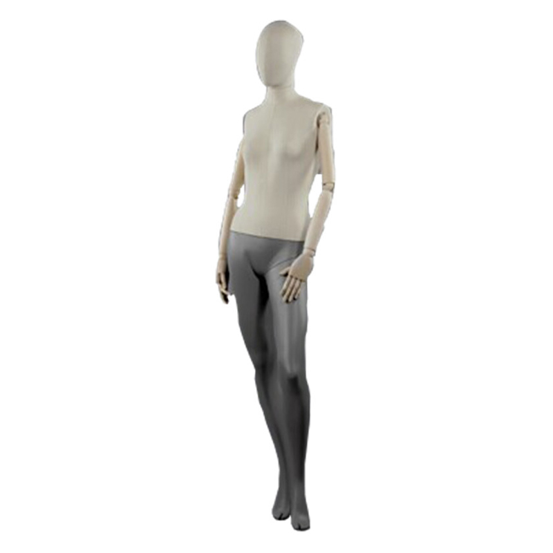 Mannequins-UNMF016-2-Unique Visual Merchandise.jpg