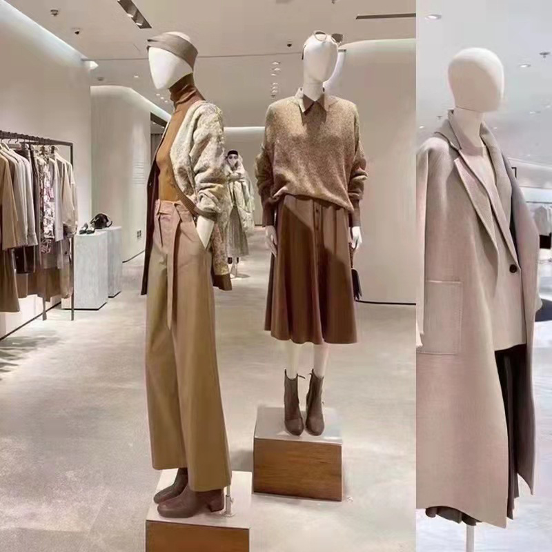 Mannequins-UNMF-023-3-Unique Visual Merchandise.jpg