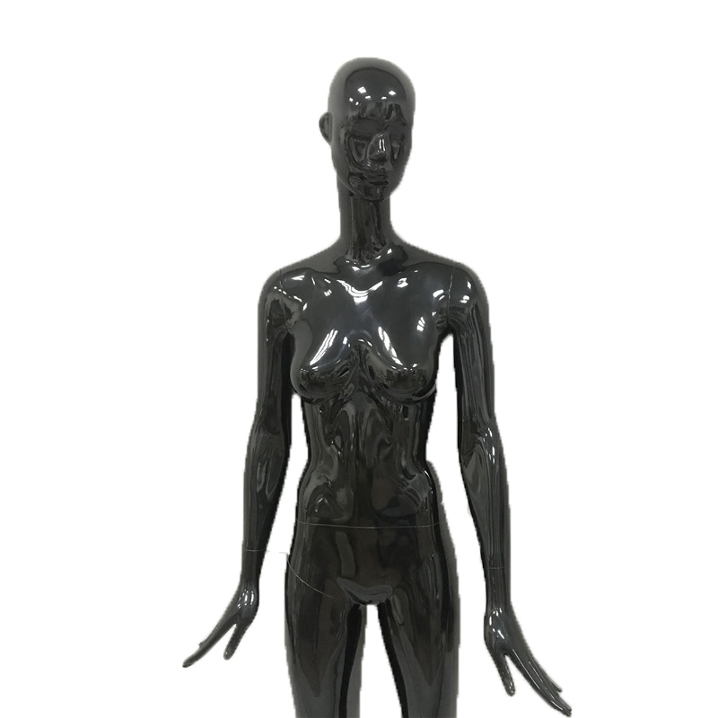 Mannequins-UNMF022-2-Unique Visual Merchandise.jpg