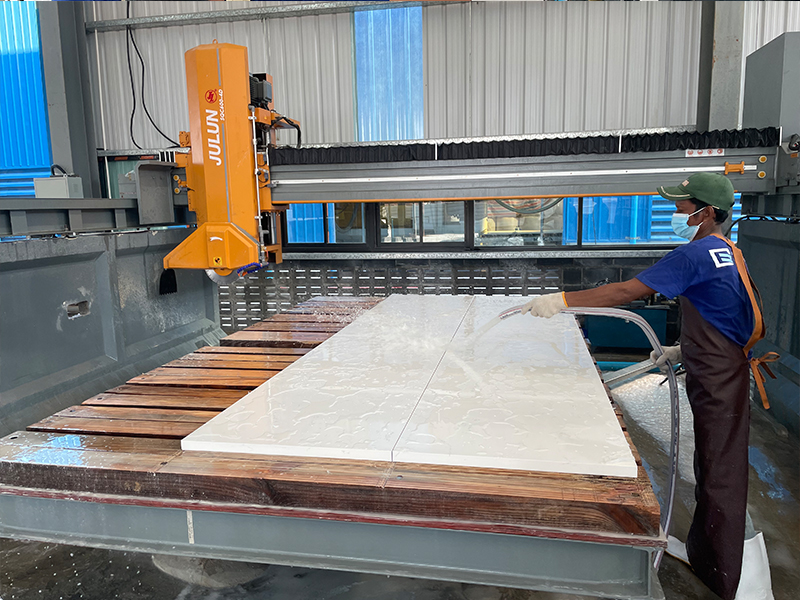 CNC Cutting.jpg