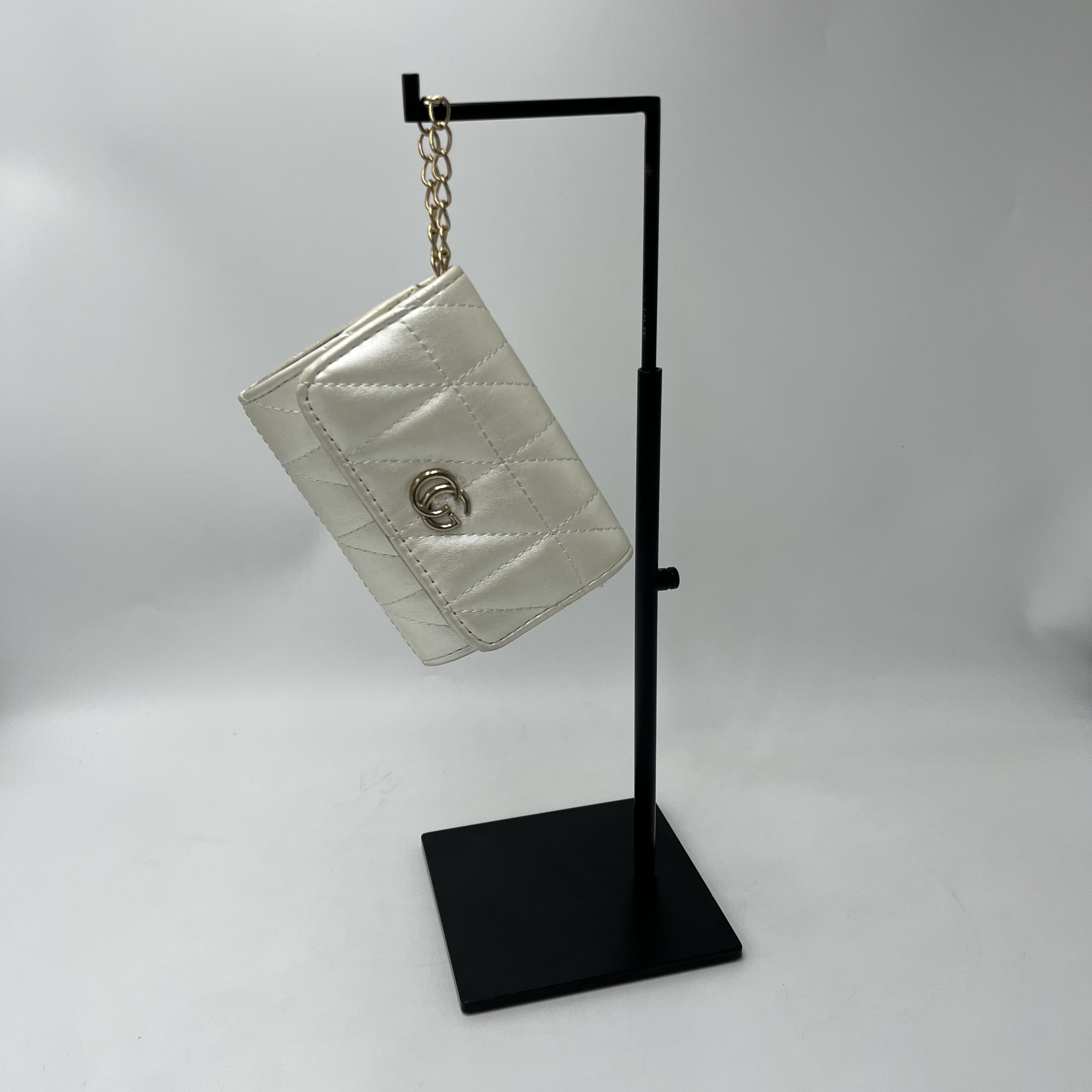 Handbag display holder (4).jpg