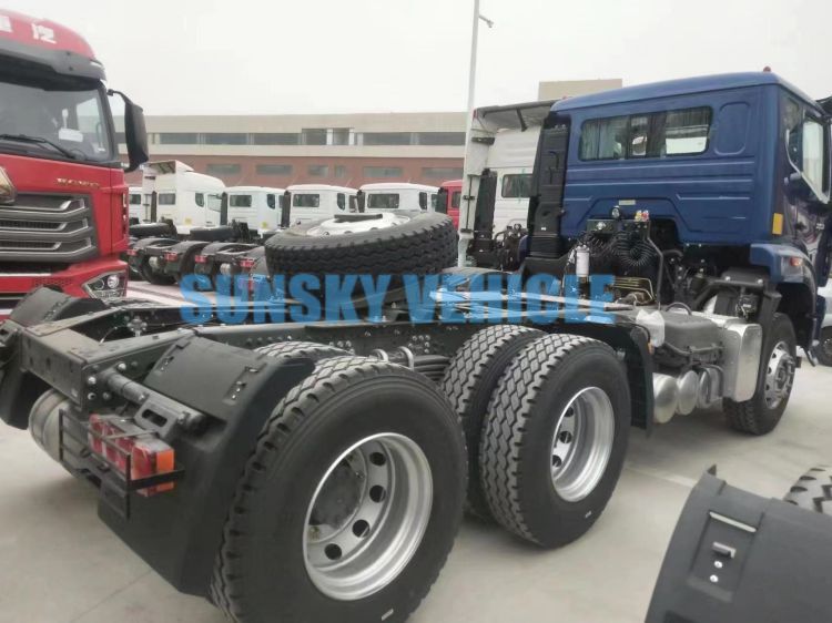 Howo 8X4 Tractor Truck.jpg 