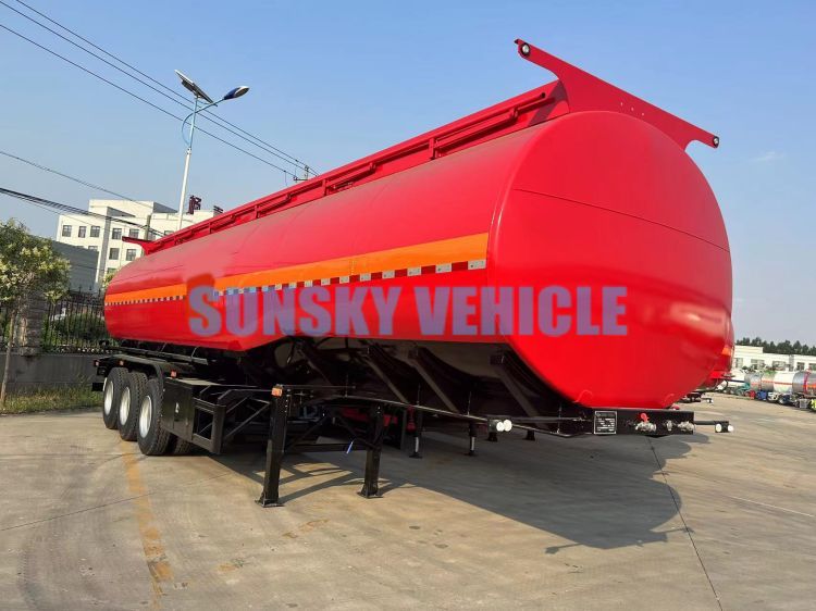 Palm oil tank transport vehicle.jpg 