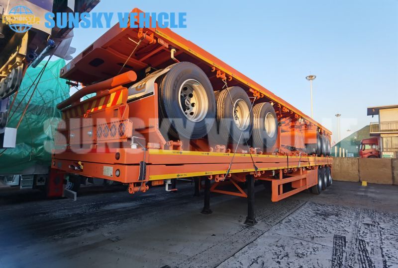 Tri-axle flatbed Trailer.jpg