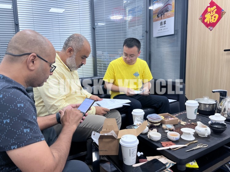 Algeria customer visit.jpg 