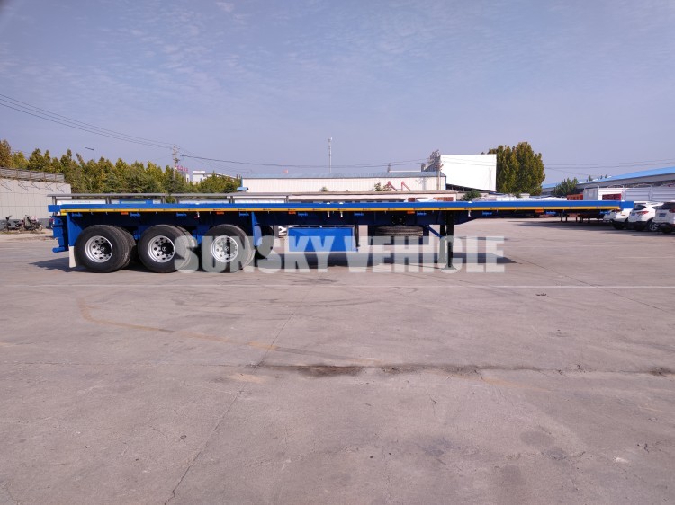 40Ft Triple Axle Flatbed Trailer For Sale In Tanzania (3).jpg 