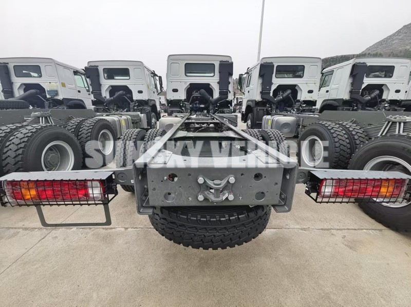 HOWO 300HP CARGO TRUCK CHASSIS for sale.jpg 