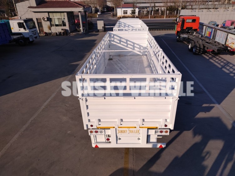 HOWO CARGO TRUCK for sale.jpg 