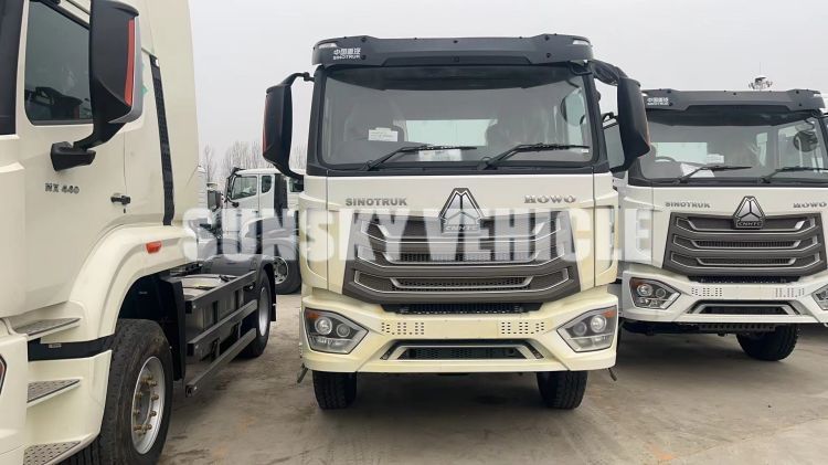 HOWO N 6X4 Tractor Truck for sale near me.jpg 