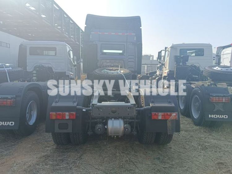 HOWO 430HP Tractor Head Truck for sale.jpg 