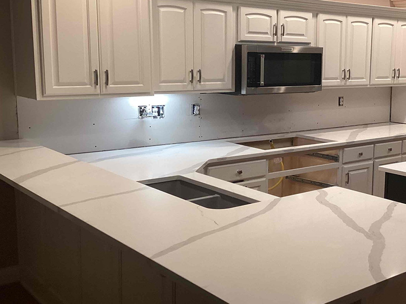 Calacatta-Natural-Quartz-Elevate-Your-Space-with-Timeless-Elegance.jpg