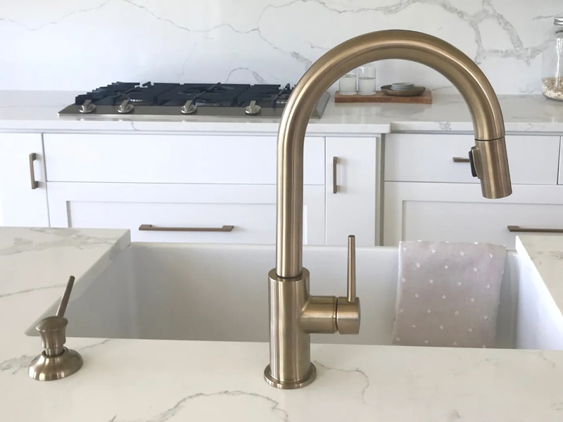 Quartz vs. Natural Stone: Why Choose Quartz from Grand Quartz Tech.jpg  