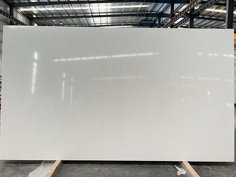 Cararra-white-big-slabs.jpg 