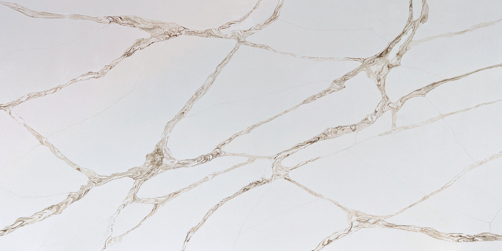 Calacatta Quartz Stone White Calacatta Color with Golden Veins GQ-T0107.jpg