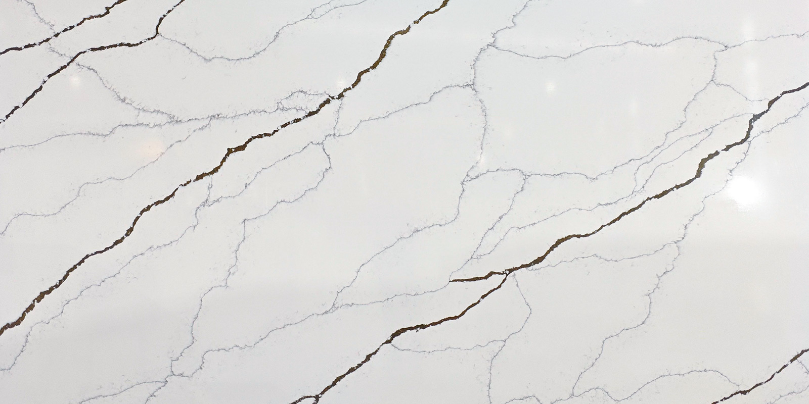 Calacatta gold quartz island countertop engineered GQ-T328.jpg