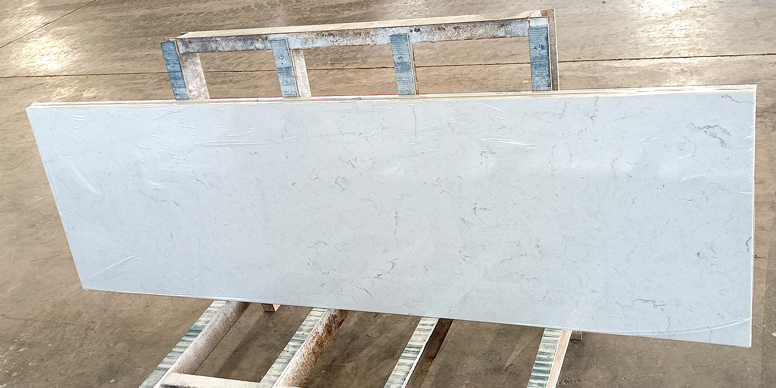 quartz-slab1600800.jpg