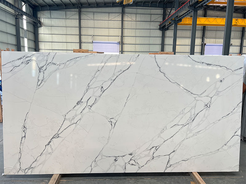 Artificial-Calacatta-White-Gray-Veins-Quartz-Stone-Slab-GQ-T418-for-Wholesale-Projects.jpg