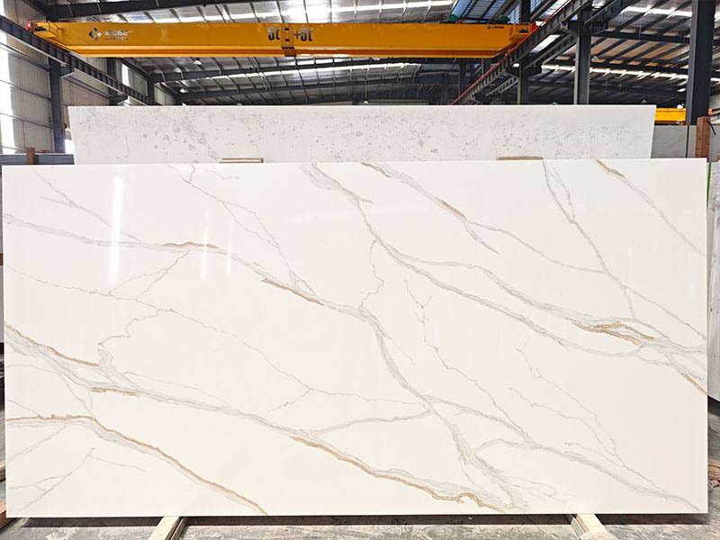 Artificial-Gold-Vein-Calacatta-White-Quartz-Slabs-GQ-T8001.jpg