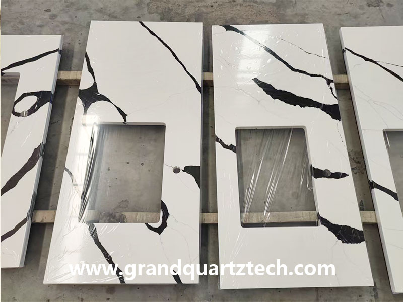 Cut-to-Size-Panda-White-Quartz-Countertops-with-Bold-Black-Vein.jpg 