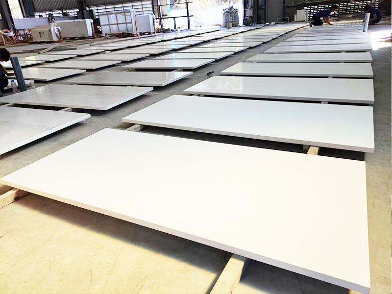 Prefabricated-Pure-White-Bathroom-Quartz-Countertops-3.jpg