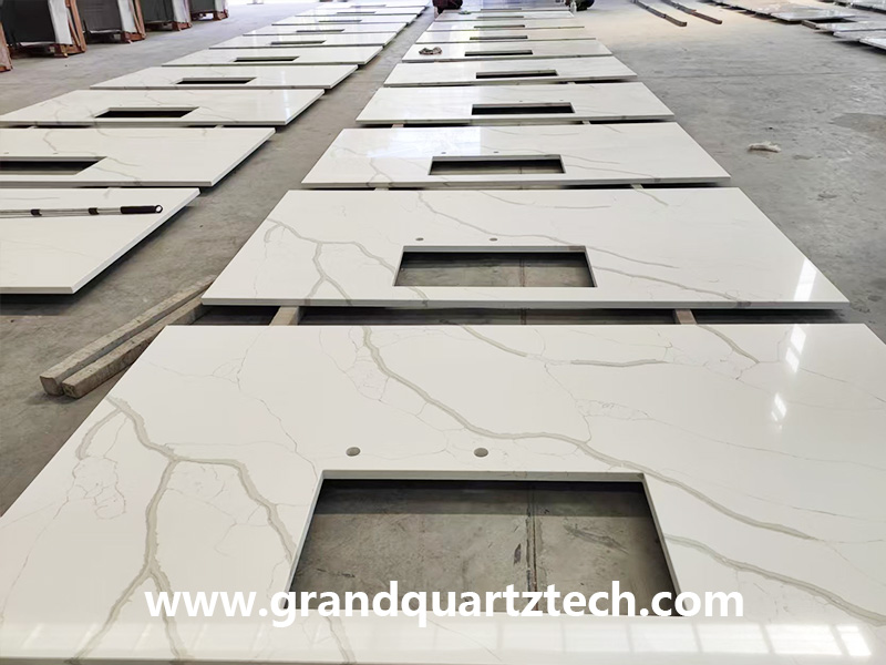 Silica-Free-Engineered-White-Quartz-Countertops-3.jpg